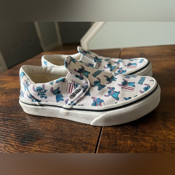 Disney Stitch Vans 13k - Picture 2 of 5